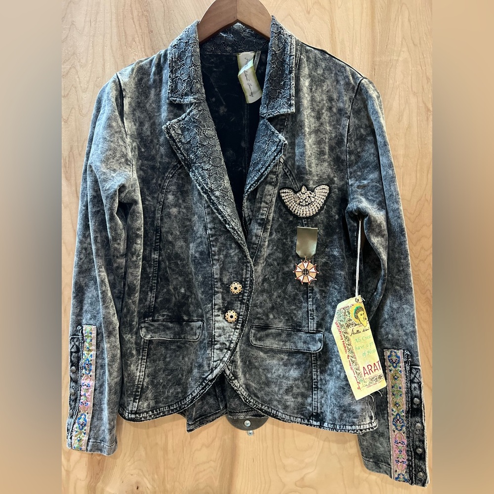 Aratta Vintage-Inspired Black Blazer with Embellishments